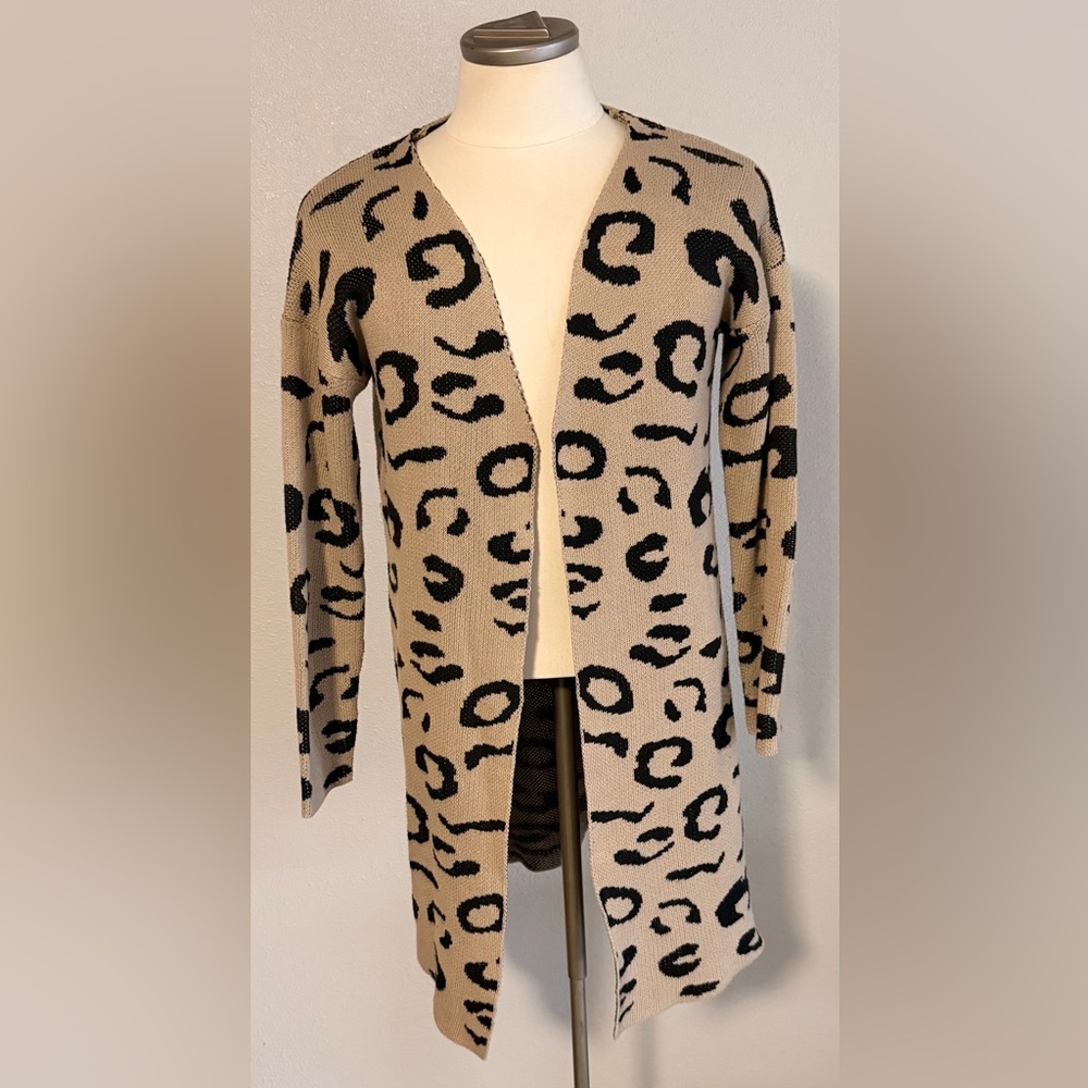 Stylish Leopard Print Open Cardigan Medium